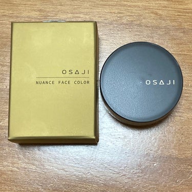 OSAJI
 ニュアンス フェイスカラー 06 Okujou＜屋上＞


某メイクアップアーティストさん買い！


温かみのあるオレンジベージュ
腕に塗るとオレンジ強めになりました
大きめのゴールドラメ