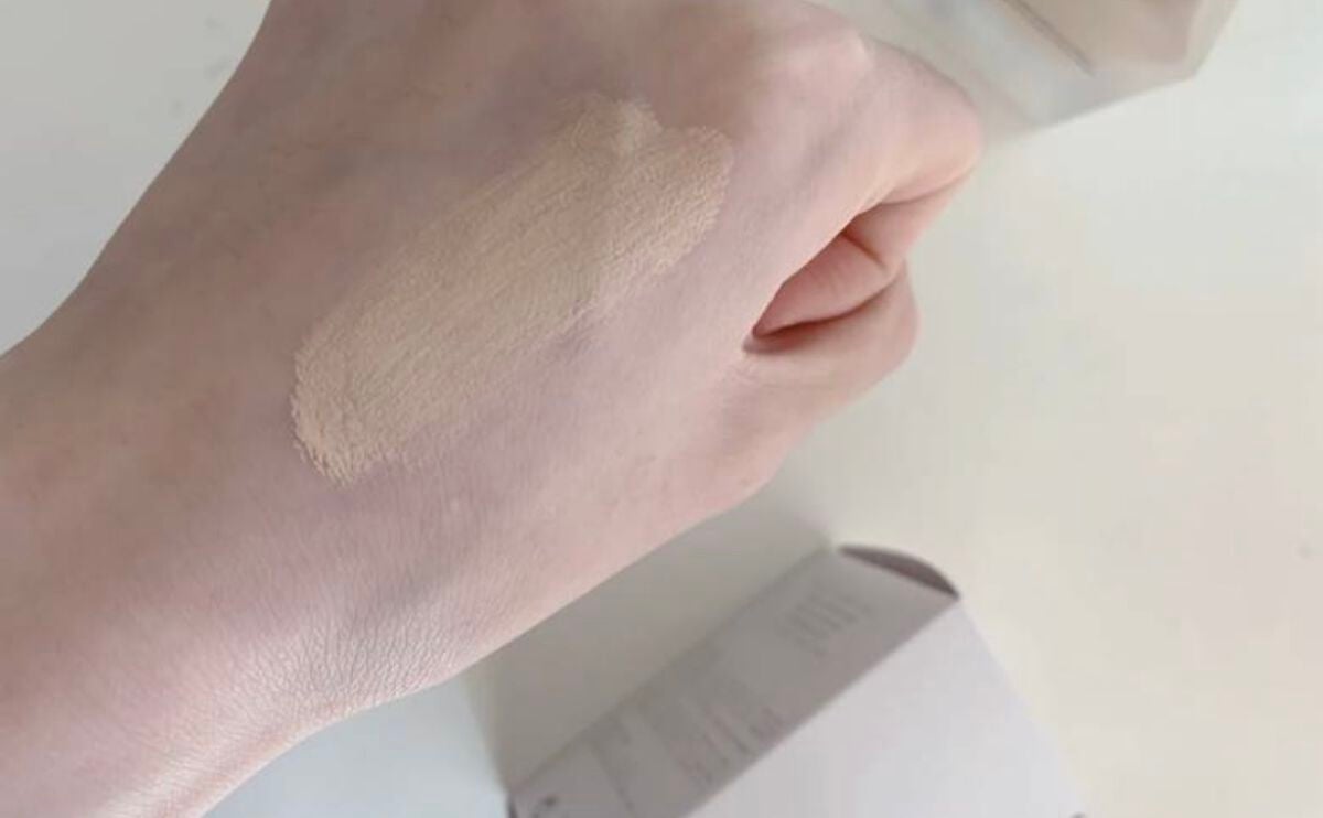 NANO on LIPS 「シュウウエムラアンリミテッドラスティングフルイド乳液のようなテ..」(2枚目)