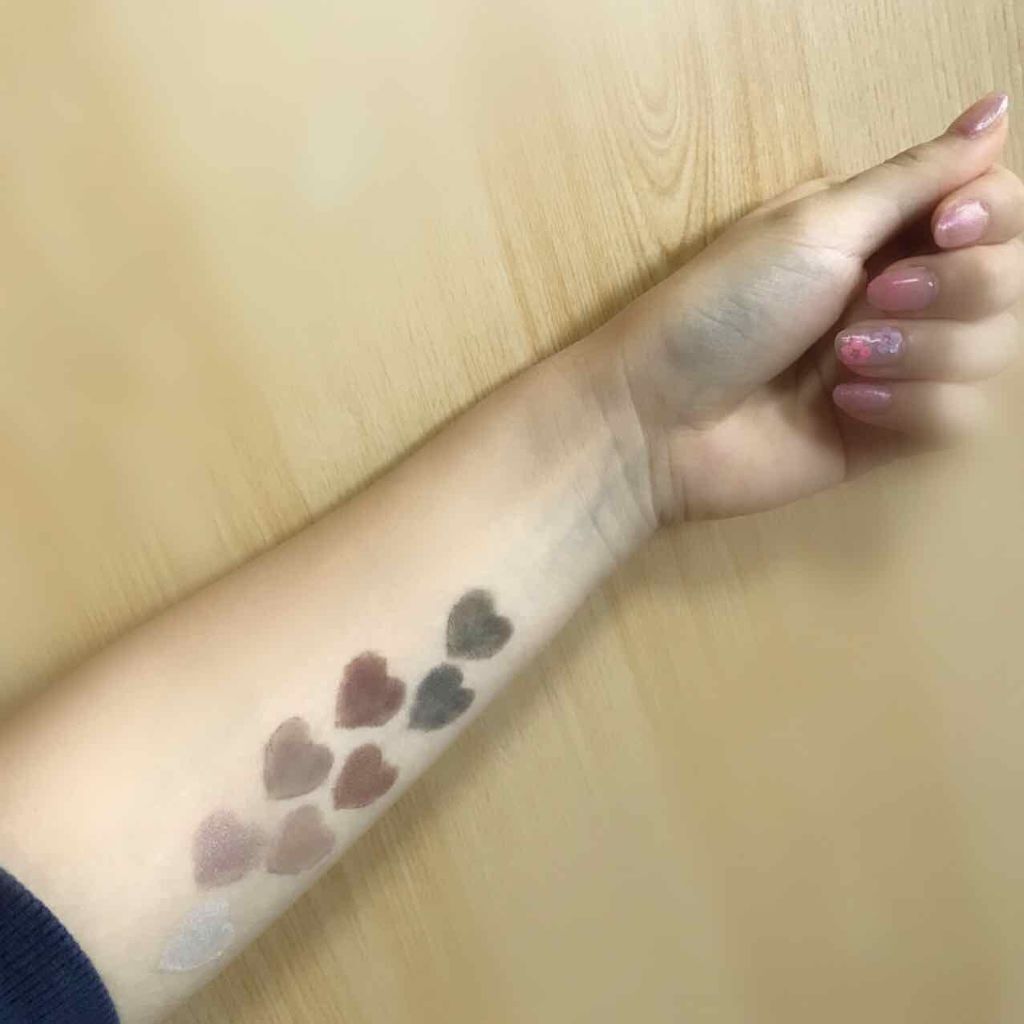 マグニファイズ アイコントゥアリング パレット N/リンメル ロンドン/アイシャドウパレットを使ったクチコミ(3枚目)