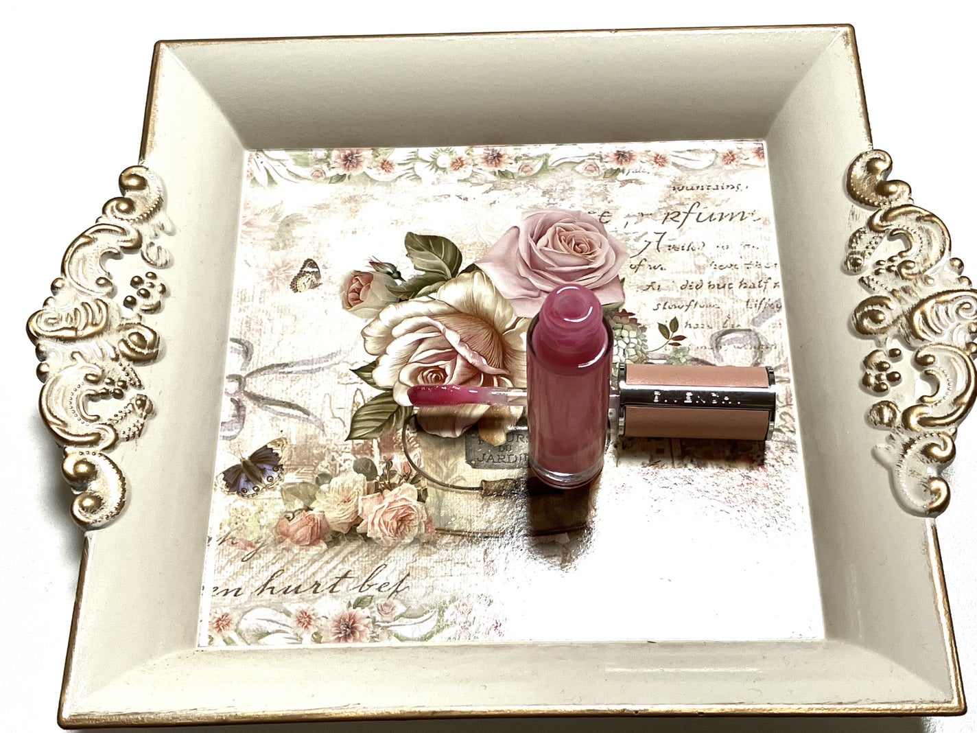 ローズ・パーフェクト・リキッド/GIVENCHY/口紅を使ったクチコミ(1枚目)