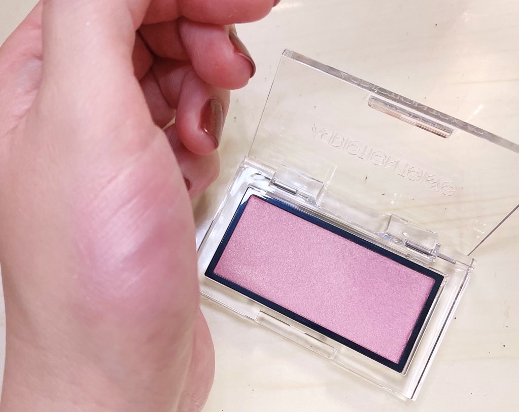 アディクション ザ ブラッシュ パール 103P With Passion/ADDICTION/パウダーチークを使ったクチコミ（2枚目）