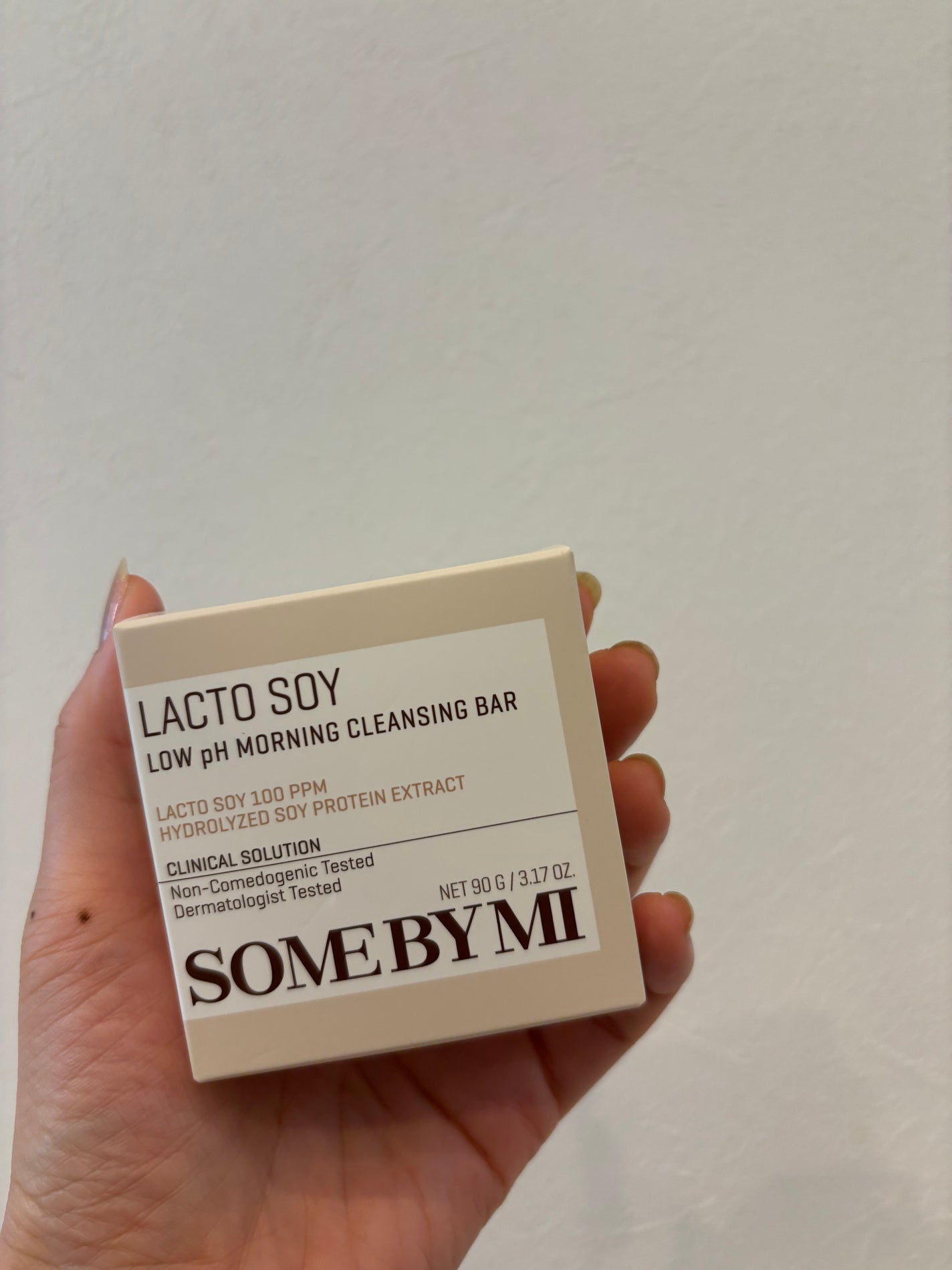 ラクトソイ弱酸性モーニングクレンジングバー SOME BY MI