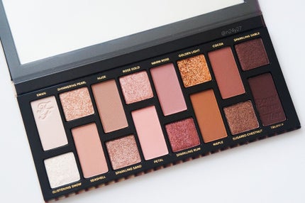 ボーン ディス ウェイ ザ ナチュラル ヌード アイシャドウ パレット/Too Faced/アイシャドウパレットを使ったクチコミ(3枚目)