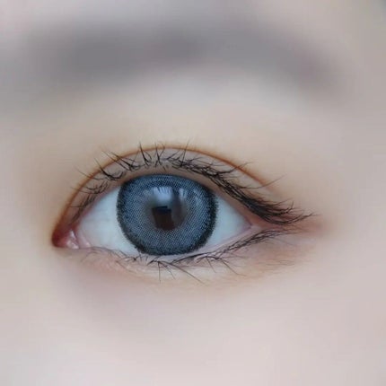 ななみ on LIPS 「#genishの#ハーフカラコン♡MOON1mon..」(5枚目)