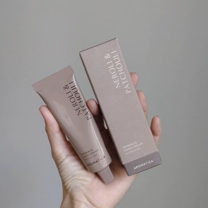 インブレイスハンドクリームネロリ&ペチュリー/AROMATICA/ハンドクリームを使ったクチコミ(3枚目)