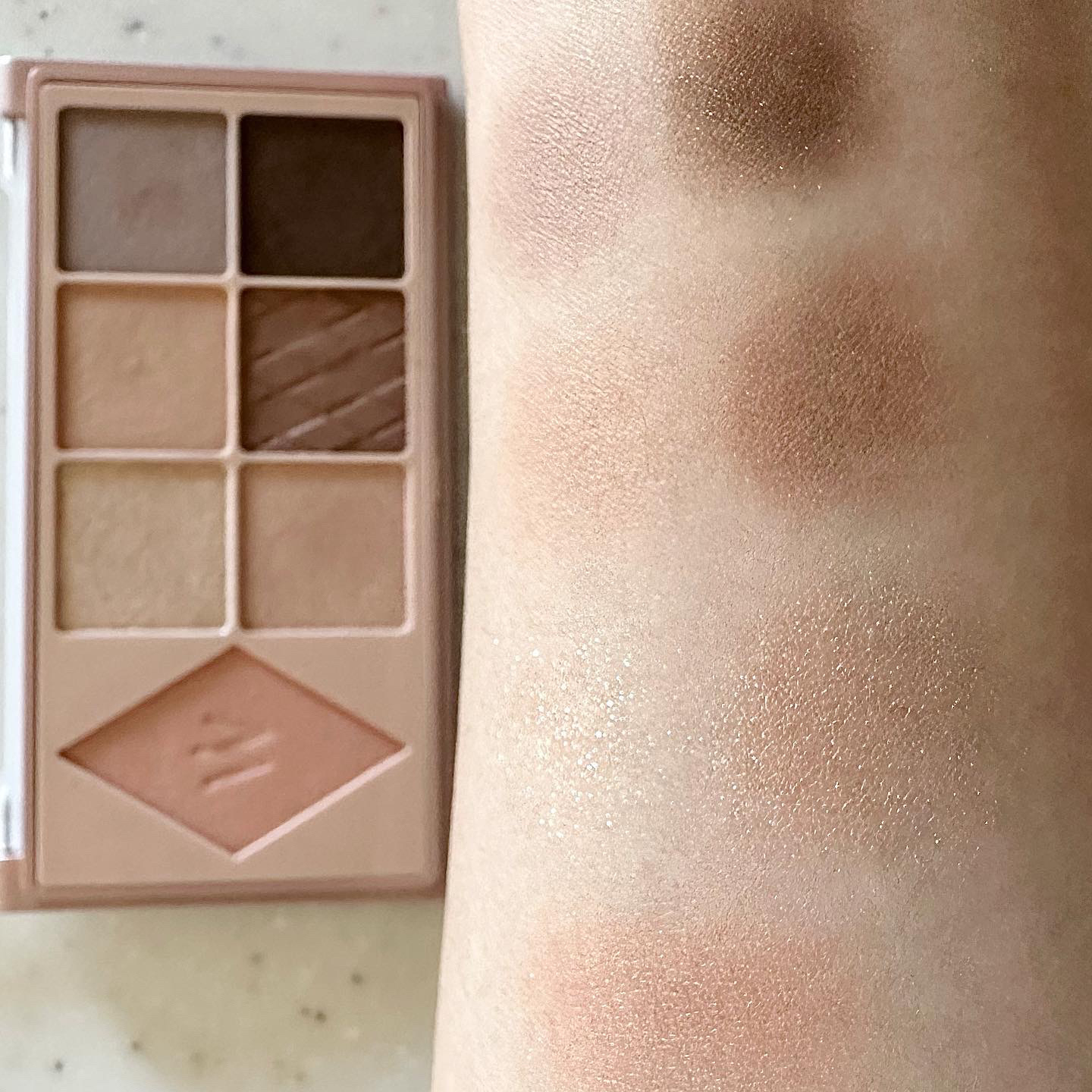 ウォンジョンヨ Ｗ デイリームードアップパレット /Wonjungyo/アイシャドウパレットを使ったクチコミ（3枚目）