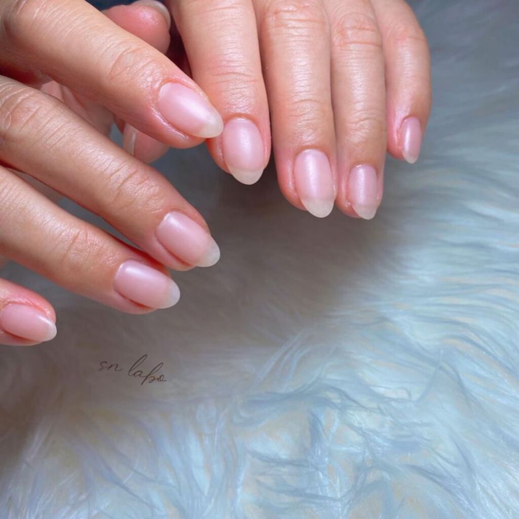 #ビジューネイル,#bijouネイル,#オルチャンネイル,#ネイル,#ナビネイル,#バレンタインネイル,#オフィスネイル,#ニュアンスネイル,#キラキラネイル,#チョコネイル,#韓国ネイル,#トレンドネイル,#蝶ネイル,#URUURUネイル,#韓国ネイル,#フラッシュネイル,#個性派ネイル,#マグネットネイル,#中国ネイル,#ガーリーネイルのネイルデザイン