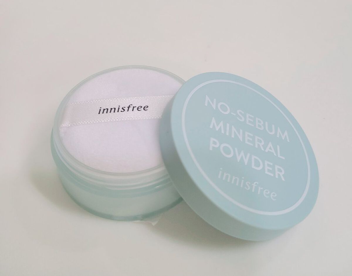 ☆innisfree
☆ノーセバム ミネラルパウダー N
☆￥825


ずっと気になっていた
ノーセバム ミネラルパウダー Nを
ついに購入しました(〃•ω•〃)

テカリを抑えてくれるとの事。

梅雨から夏は
本当に顔テカテカの
前髪が