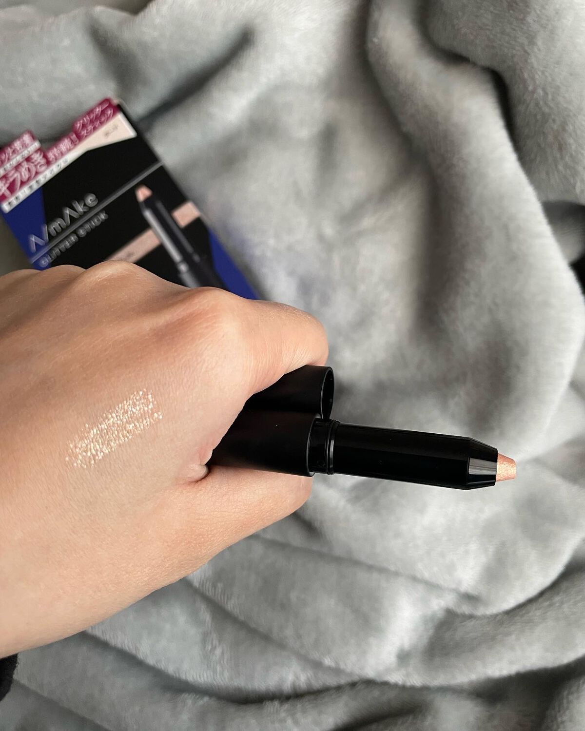 エーメイク グリッタースティック/A/mAke/グリッターを使ったクチコミ(3枚目)