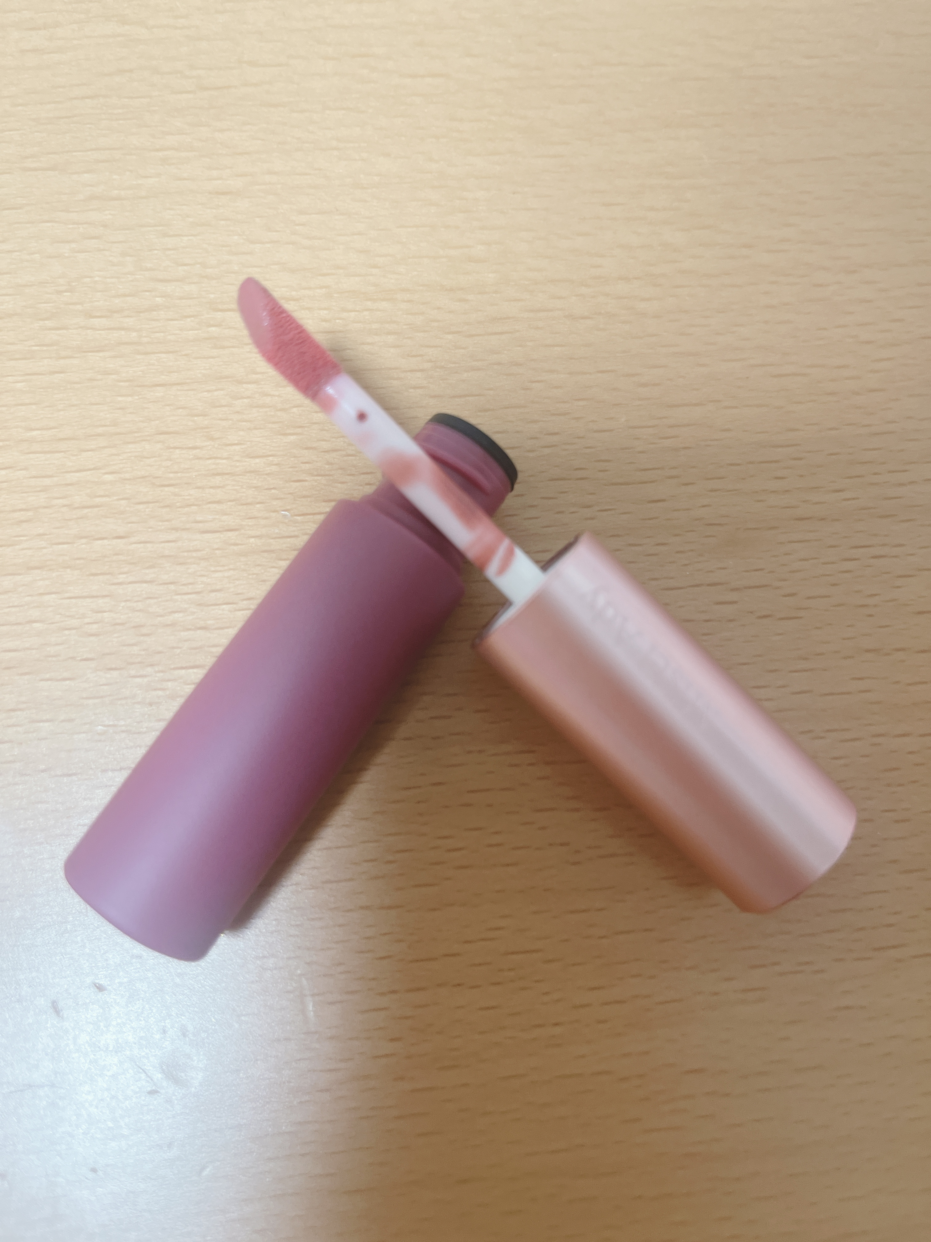 ウォータリーリップティント マット/ミゼルエディ/リップティントを使ったクチコミ（2枚目）