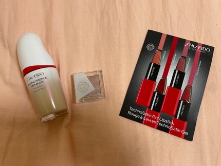 エッセンス スキングロウ ファンデーション/SHISEIDO/リキッドファンデーションを使ったクチコミ(2枚目)