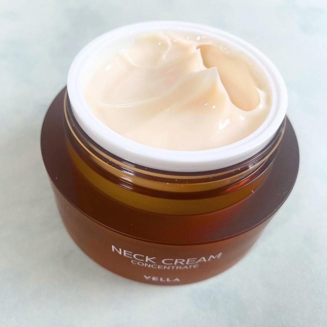 ベラ アルティメットエージ ネッククリーム/VELLA/フェイスクリームを使ったクチコミ（3枚目）