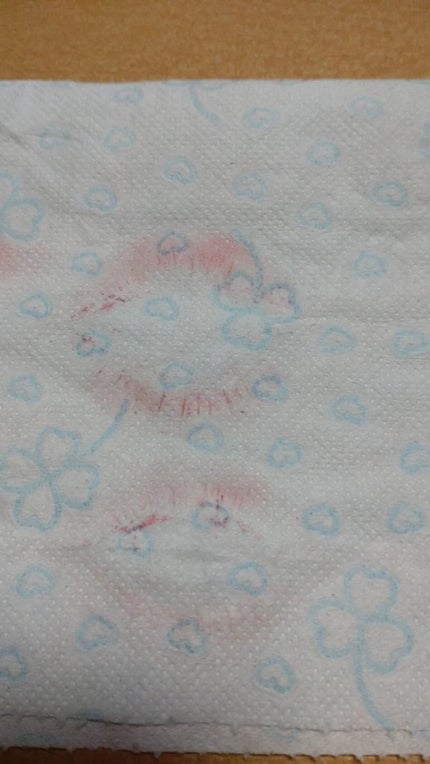 キス クラウド ブロッテッド リップ カラー/REVLON/口紅を使ったクチコミ(7枚目)