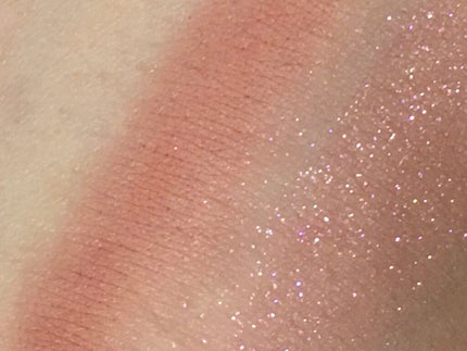 プリズム パウダーアイカラー/リンメル ロンドン/単色アイシャドウを使ったクチコミ(2枚目)