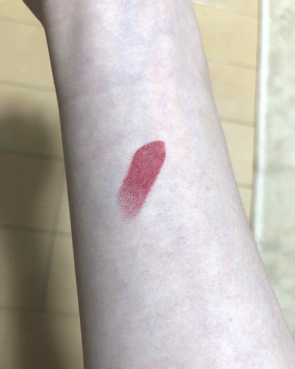リップスティック ルビー ウー トーキョー（限定）/M・A・C/口紅を使ったクチコミ（3枚目）