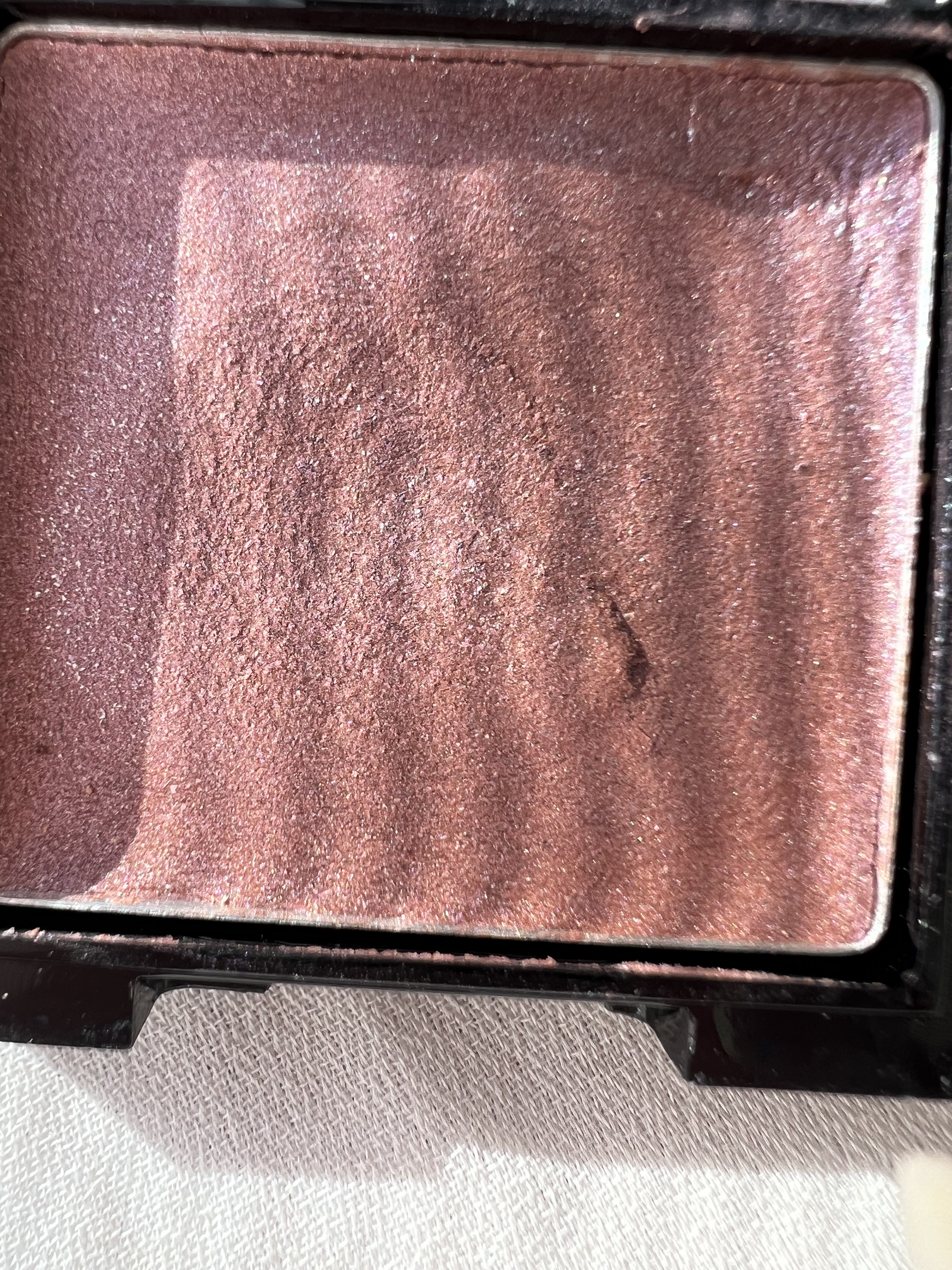 UR GLAM　POWDER EYESHADOW チェリーピンク〈パールラメ〉/U R GLAM/単色アイシャドウを使ったクチコミ（2枚目）