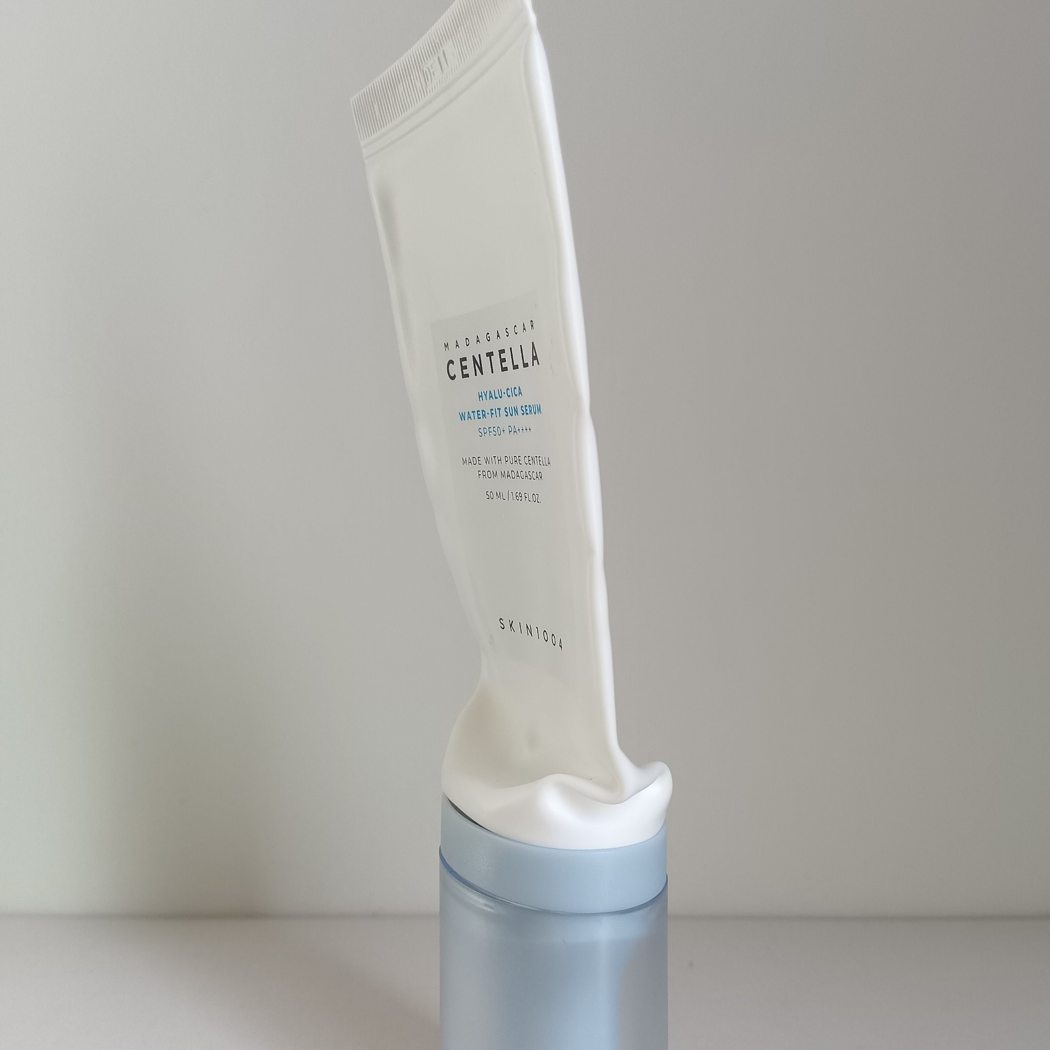 ヒアルーシカ ウォーターフィット サンセラム/SKIN1004/日焼け止めローションを使ったクチコミ（2枚目）