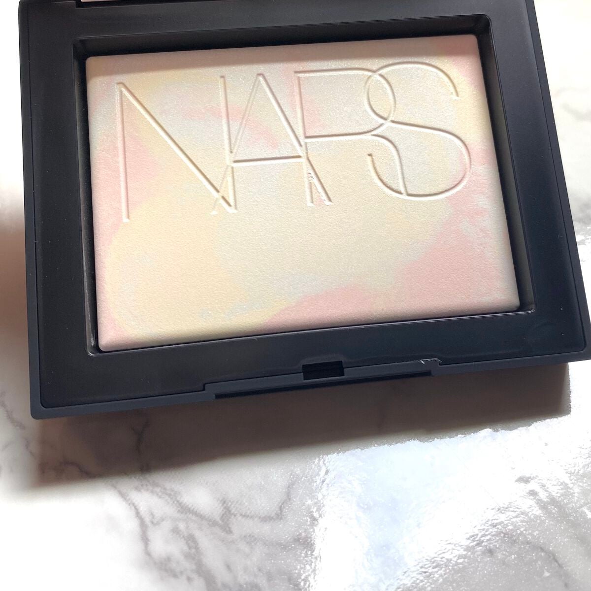 ライトリフレクティング プリズマティックパウダー/NARS/プレストパウダーを使ったクチコミ(3枚目)