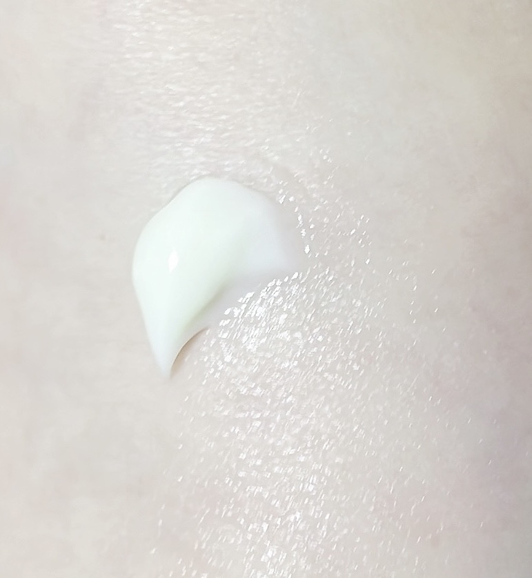 Cake Hando Cream/BAKER7/ハンドクリームを使ったクチコミ（2枚目）