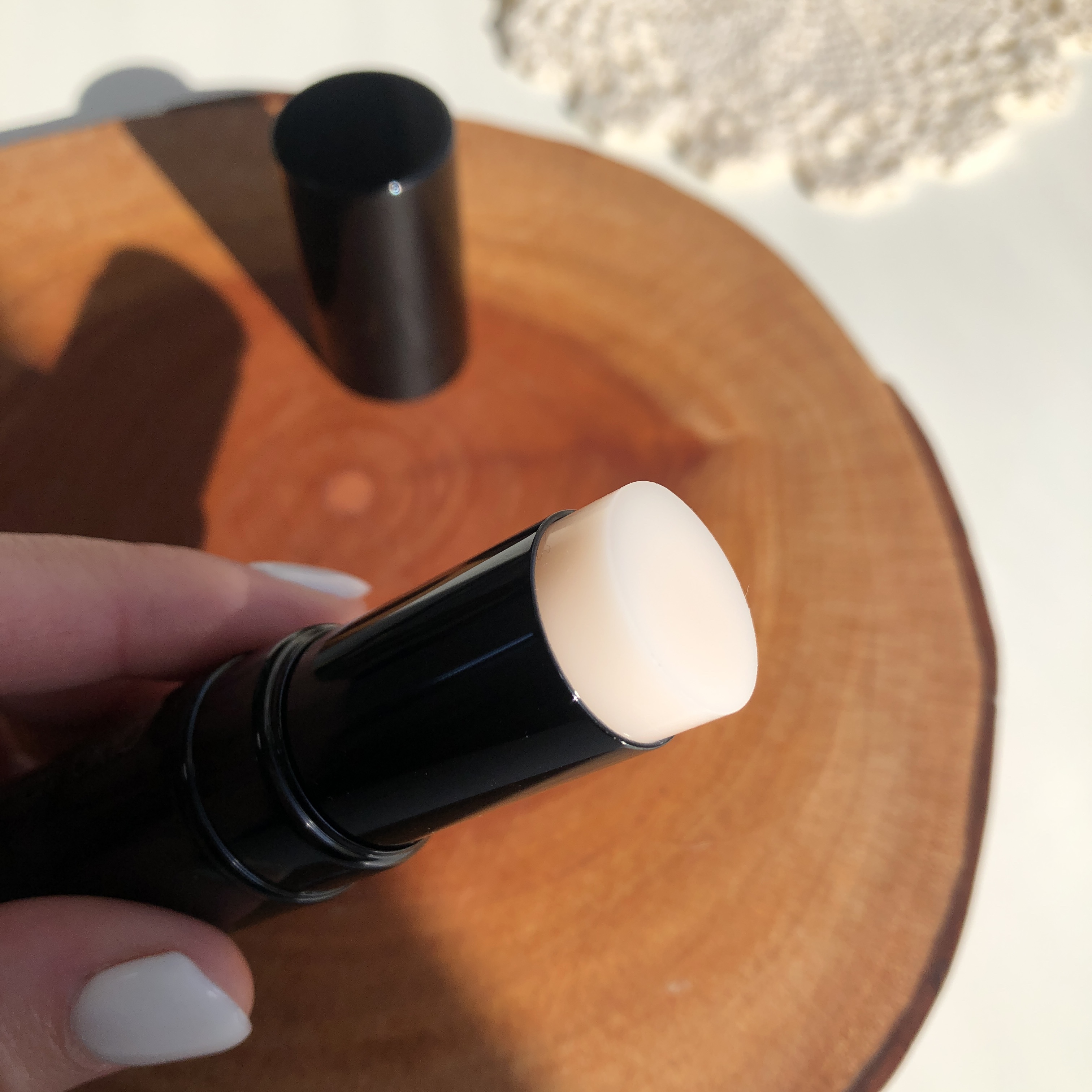 ADDICTION ザ グロウ スティック グロウタイプのクチコミ「ADDICTION
ザ グロウ スティック 011G

透明なバームに微細なパールが少量入った.....」（2枚目）