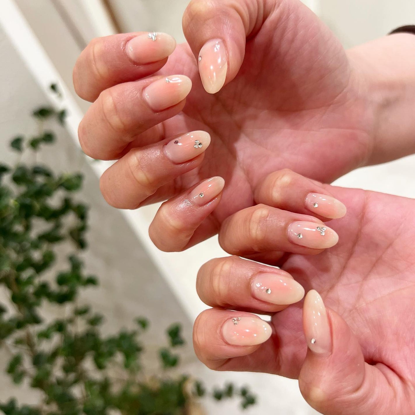 hiraichan on LIPS 「20代〜30代に自慢したくなる爪先へ✨.おすすめのデザイン♪...」(1枚目)