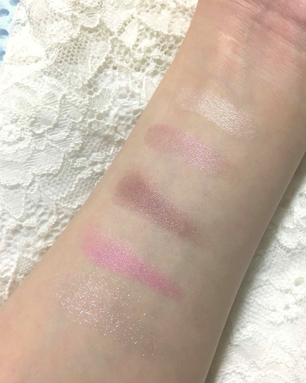 エアリータッチシャドウ/CEZANNE/アイシャドウパレットを使ったクチコミ（2枚目）