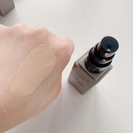 リアルカバーリキッド(セミマット)/KATE/リキッドファンデーションを使ったクチコミ(4枚目)