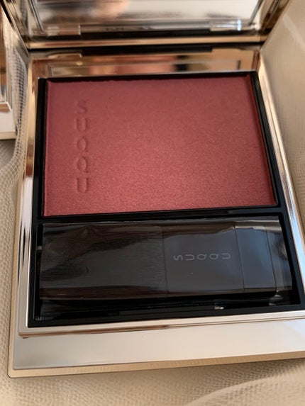 メルティング パウダー ブラッシュ 05 柔空/SUQQU/パウダーチークを使ったクチコミ(2枚目)