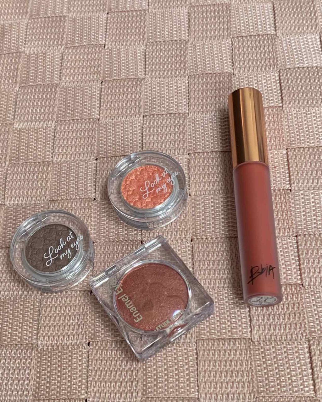 ルックアット マイアイズ/ETUDE/単色アイシャドウを使ったクチコミ(1枚目)