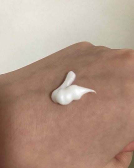 ヴァセリン アドバンスドリペア ボディローション 無香料/ヴァセリン/ボディローションを使ったクチコミ(2枚目)