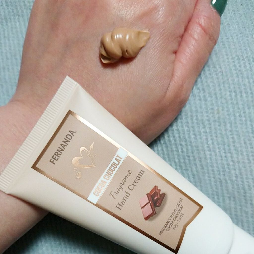 フレグランスハンドクリーム(ココアショコラ)/フェルナンダ/ハンドクリームを使ったクチコミ(3枚目)