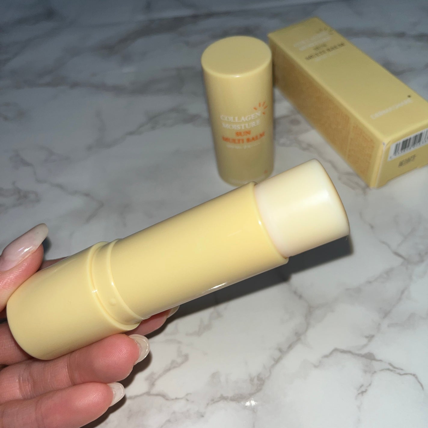 コラーゲンモイスチャーSUNマルチバーム/DERMASHARE/日焼け止めスティックを使ったクチコミ(2枚目)