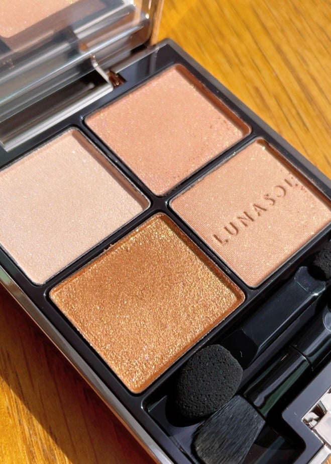 アイカラーレーション/LUNASOL/アイシャドウパレットを使ったクチコミ(3枚目)
