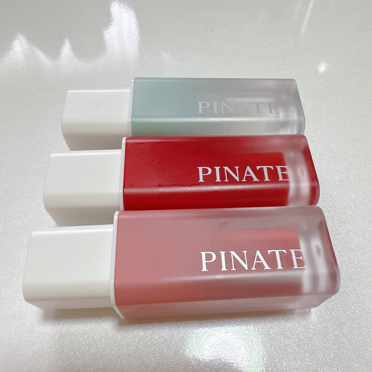 ナチュラルブルームリップオイルセラム 3色セット/PINATE/リップグロスを使ったクチコミ(2枚目)