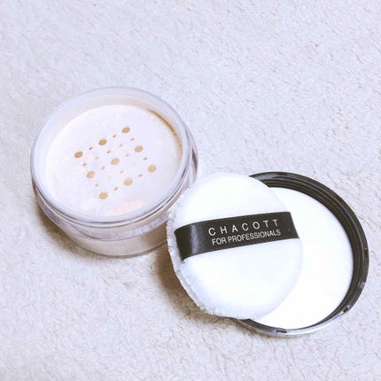 フィニッシングパウダー パールラメ入り/チャコット・コスメティクス/ルースパウダーを使ったクチコミ(2枚目)