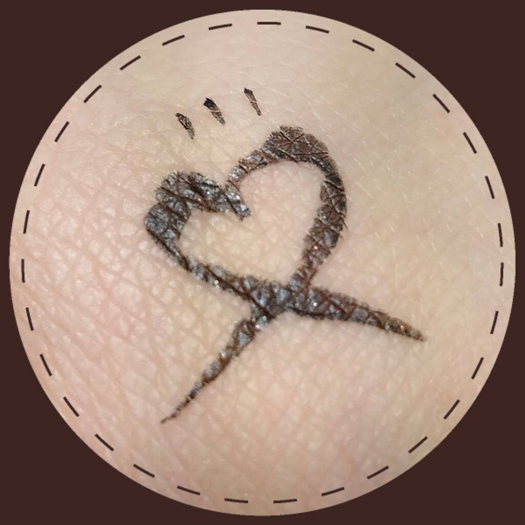 パワープルーフペンライナー/BLACK ROUGE/リキッドアイライナーを使ったクチコミ（2枚目）