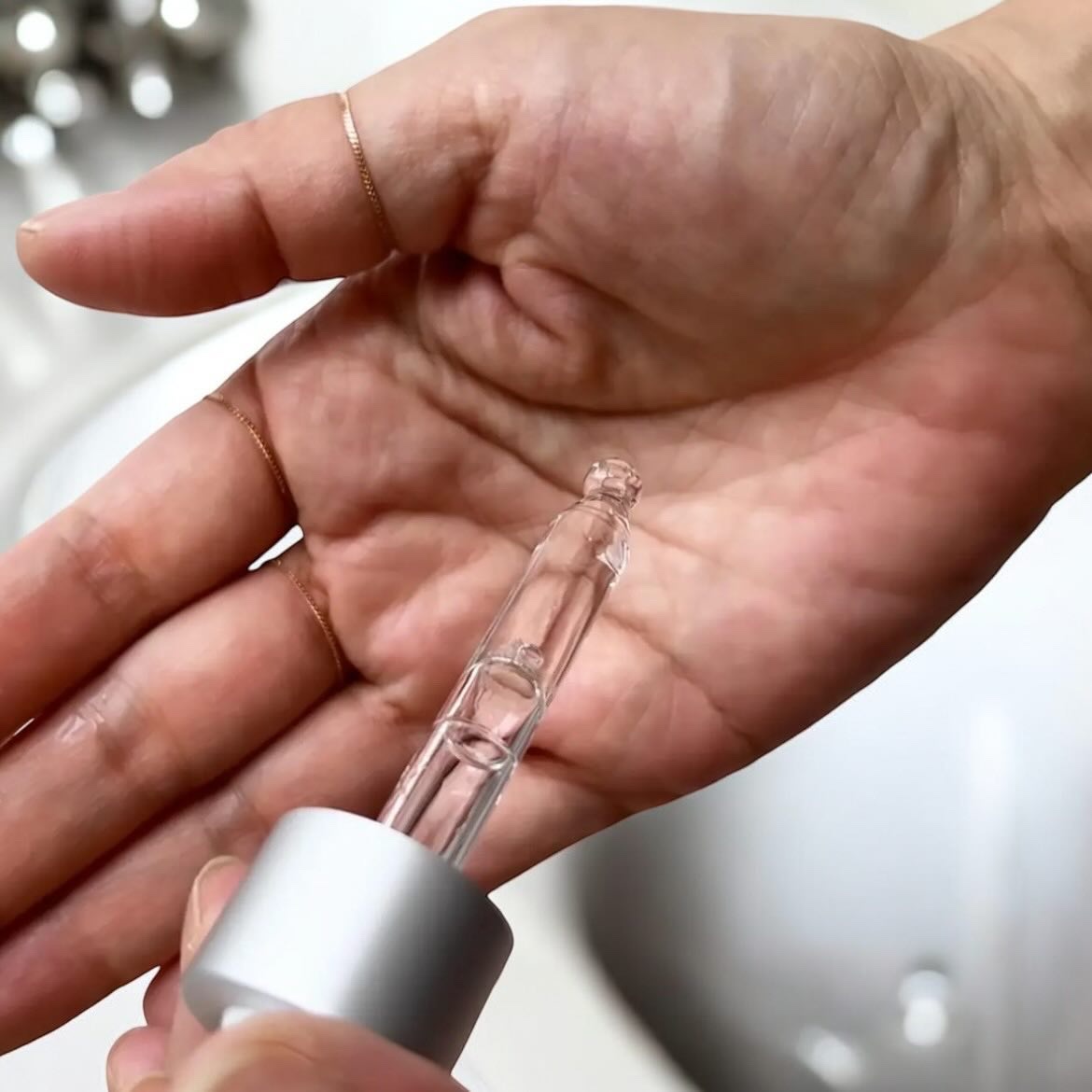 タカミスキンピール/タカミ/ブースター・導入液を使ったクチコミ（3枚目）