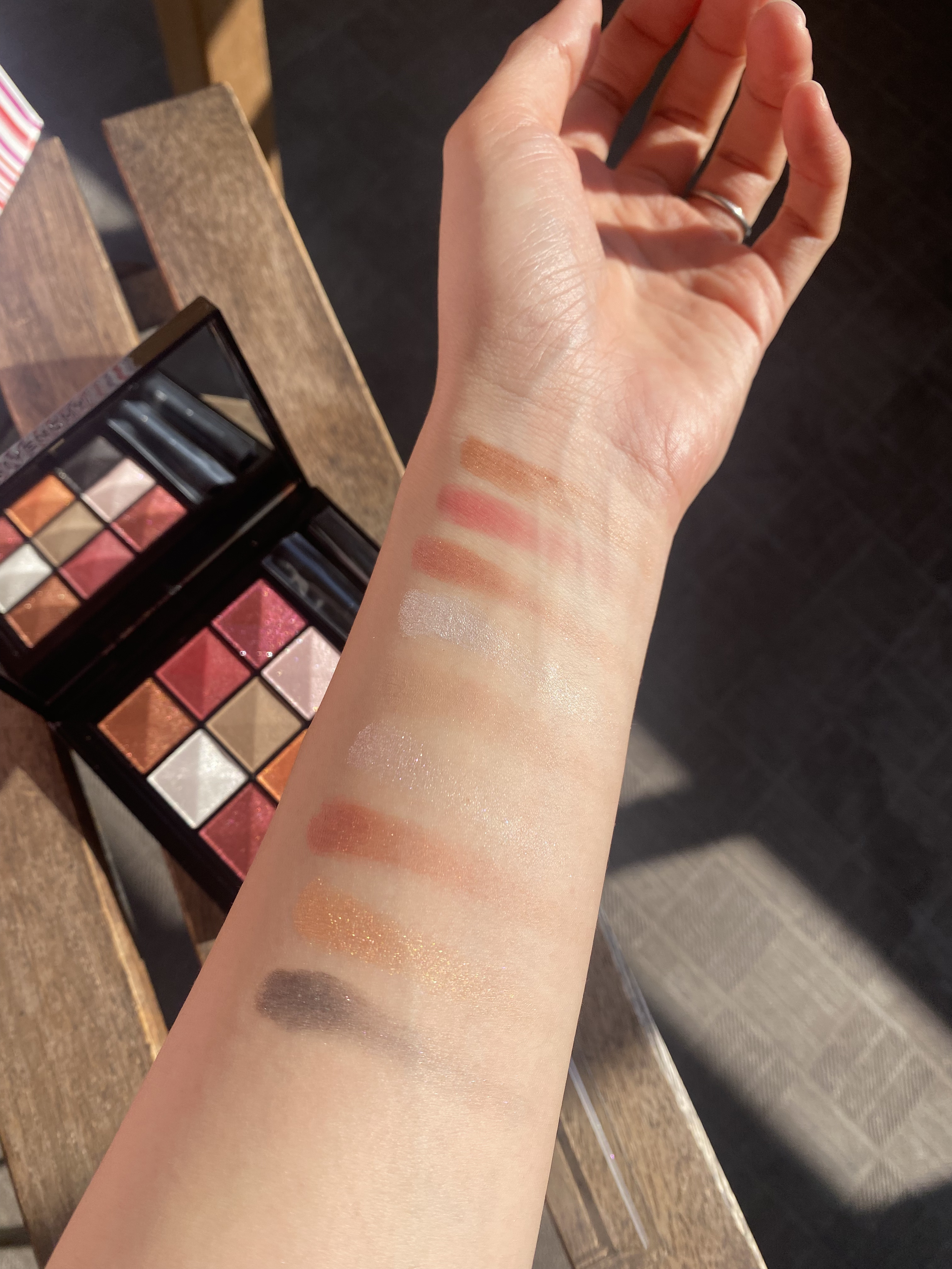 ル・ヌフ・ジバンシイ No.10(限定色)/GIVENCHY/アイシャドウパレットを使ったクチコミ（3枚目）