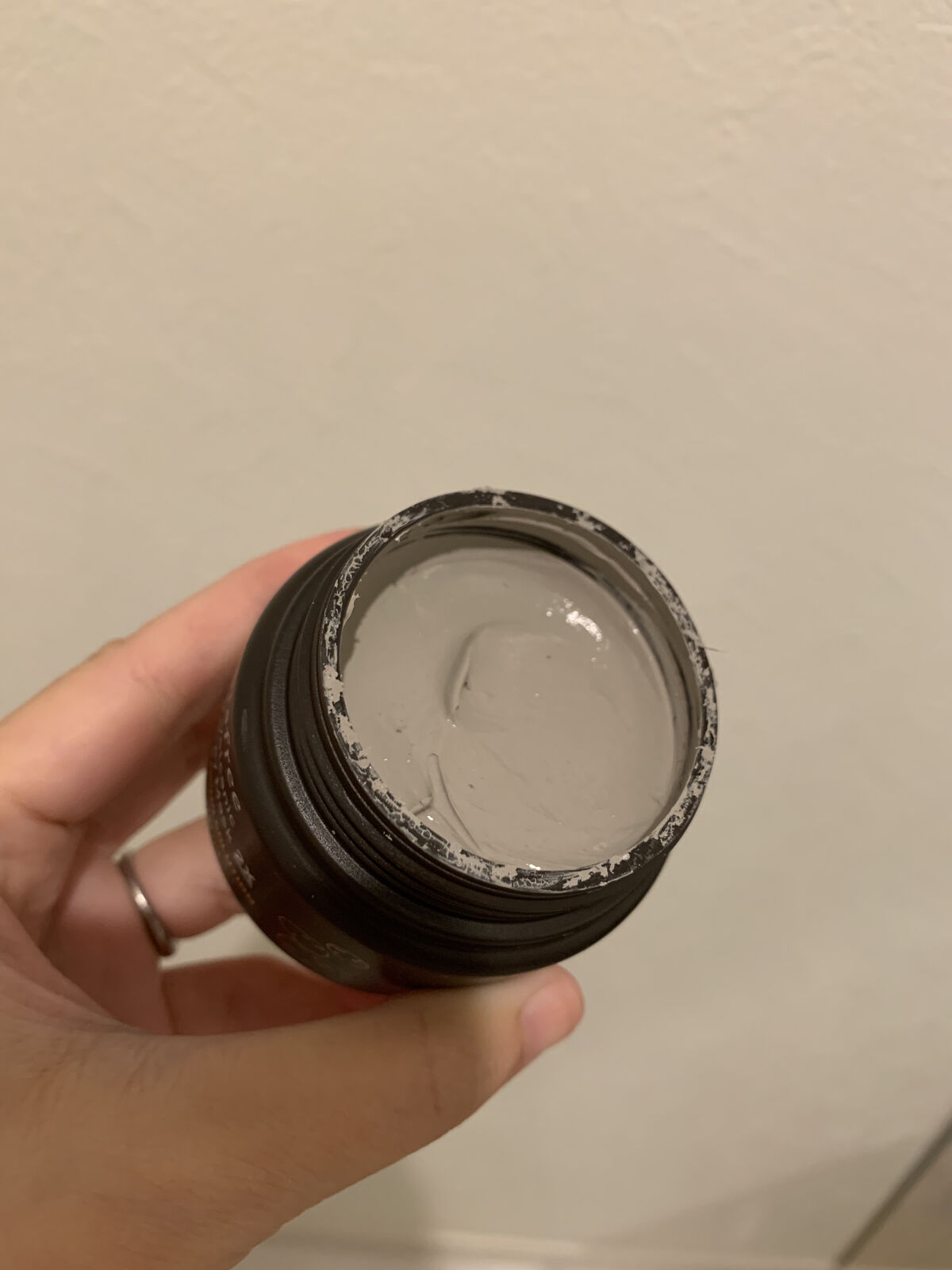 スーパーヴォルカニック　ポア　クレイマスク/innisfree/洗い流すパック・マスクを使ったクチコミ（2枚目）