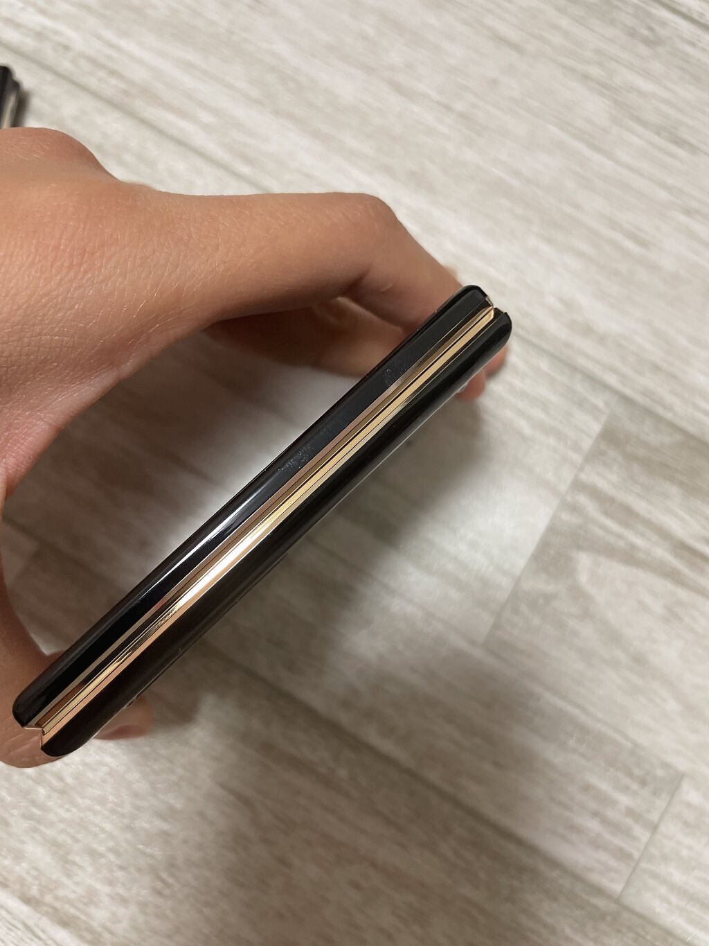 メルティング パウダー ブラッシュ/SUQQU/パウダーチークを使ったクチコミ（3枚目）