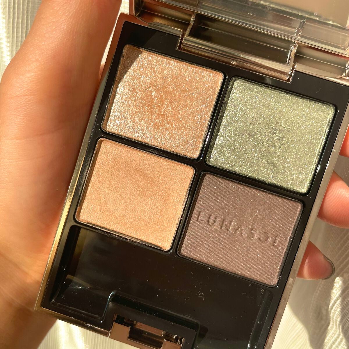 アイカラーレーション/LUNASOL/アイシャドウパレットを使ったクチコミ(3枚目)