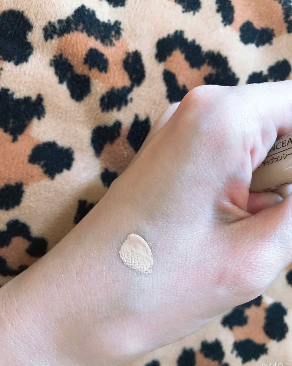 カバーパーフェクション チップコンシーラー/the SAEM/リキッドコンシーラーを使ったクチコミ(2枚目)