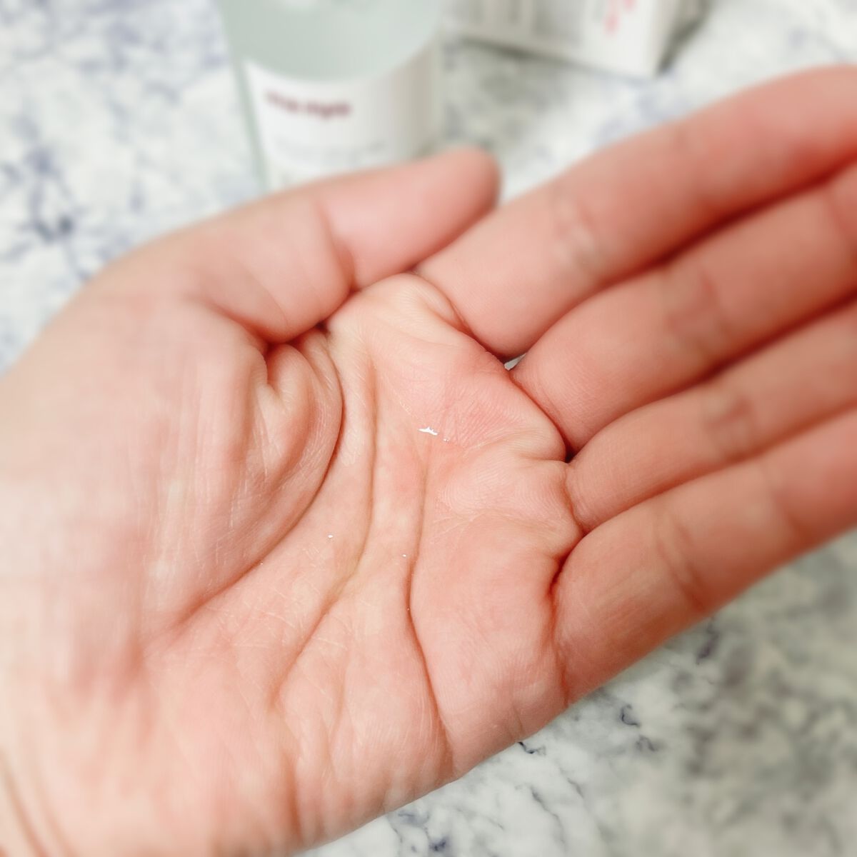 ガラクナイアシン2.0エッセンス/manyo/美容液を使ったクチコミ(4枚目)