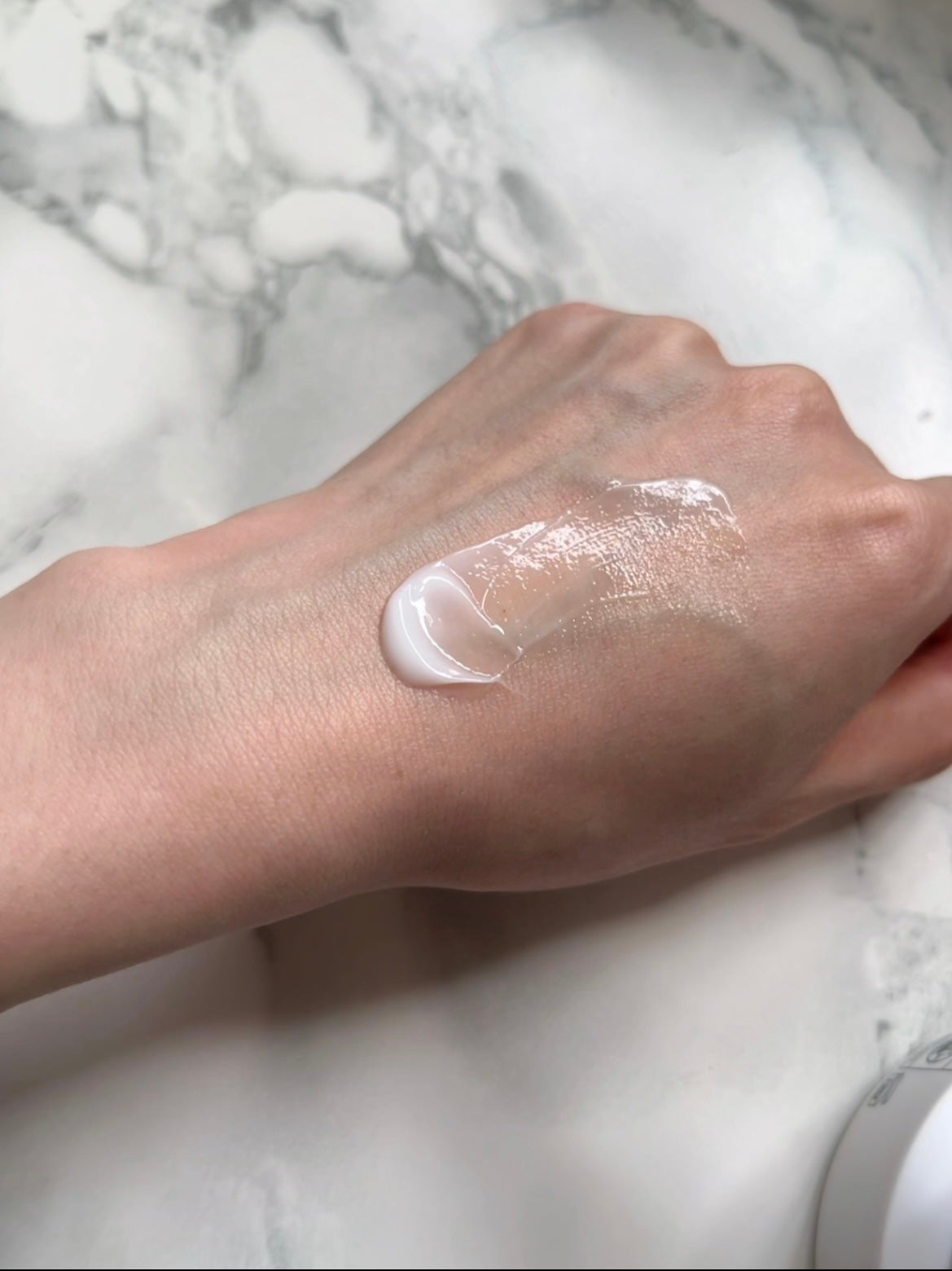 あゆみ on LIPS 「・
\26時間保湿クリーム🧖♀️/
・
・
@belif#モ..」(2枚目)
