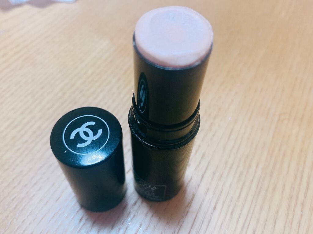 ボーム エサンシエル/CHANEL/スティックハイライトを使ったクチコミ(1枚目)