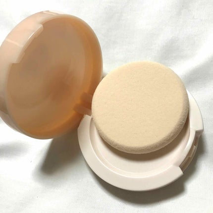 毛穴パテ職人 クリームBBパクトのクチコミ「サナ 毛穴パテ職人
クリームBBパクト
ソリッドタイプのBBクリームです。
パフで適量.....」(2枚目)