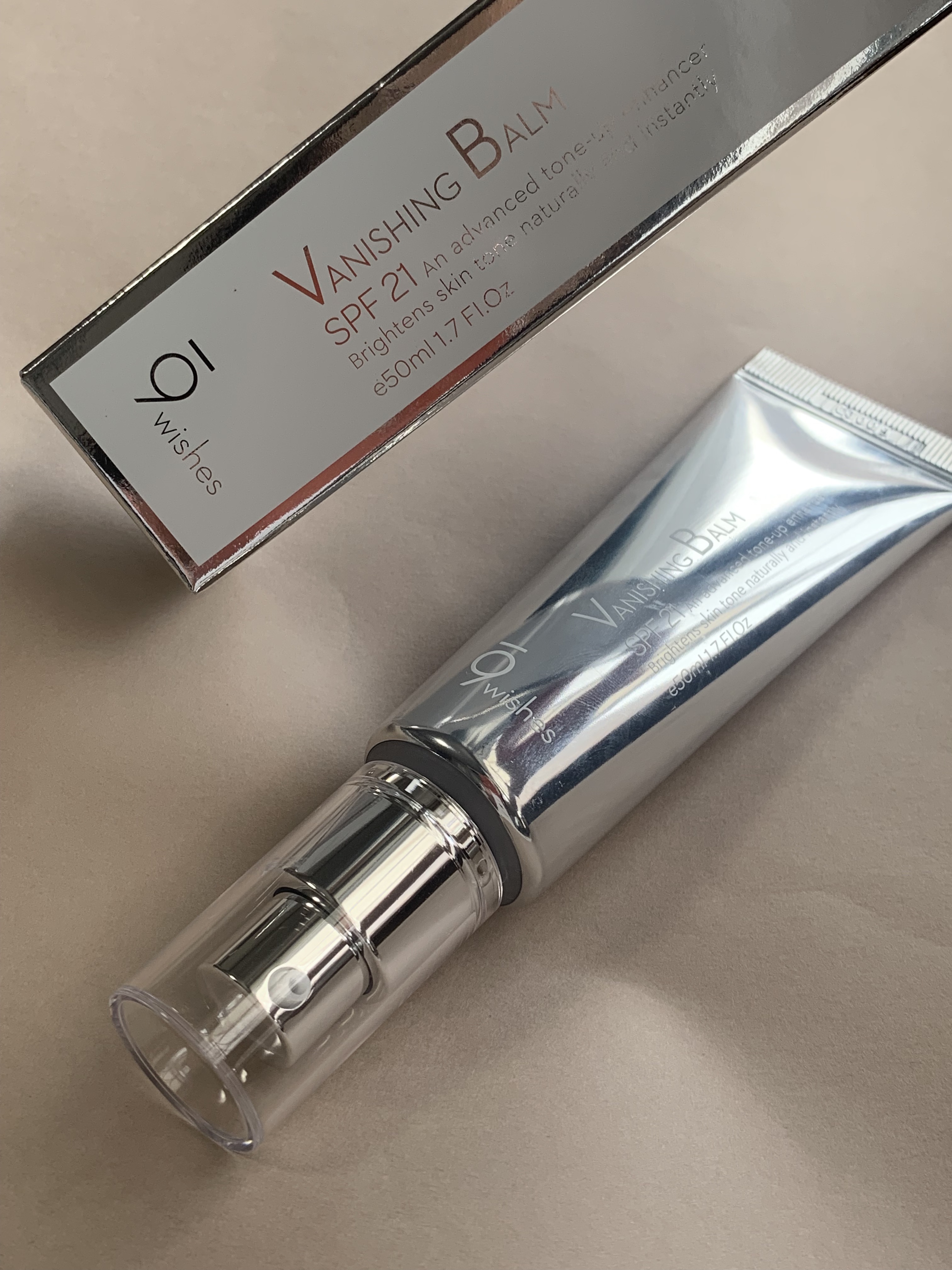 バニシングバーム プレミアム トーンアップ SPF21/9Wishes/化粧下地を使ったクチコミ（3枚目）