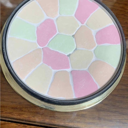 エレガンス ラ プードル オートニュアンス リクスィーズ/Elégance/プレストパウダーを使ったクチコミ(2枚目)