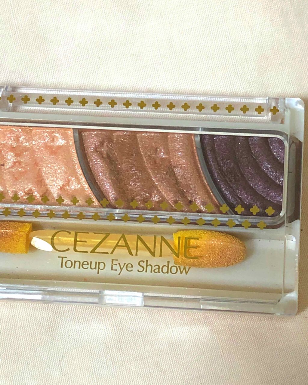 トーンアップアイシャドウ/CEZANNE/アイシャドウパレットを使ったクチコミ（1枚目）
