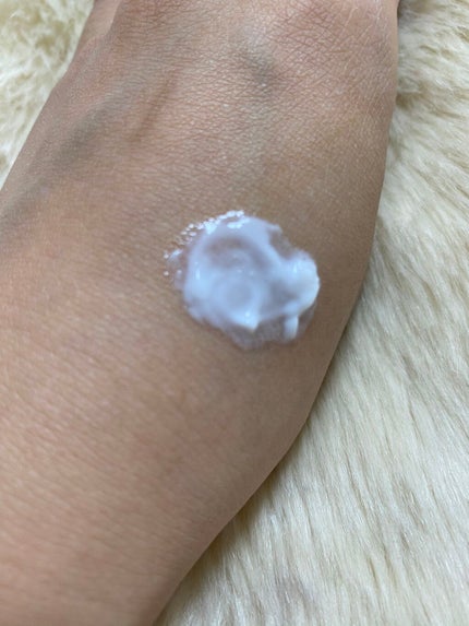 フレグランスリッチマッサージミルク(ピンクエウフォリア)/フェルナンダ/フェイスクリームを使ったクチコミ(3枚目)